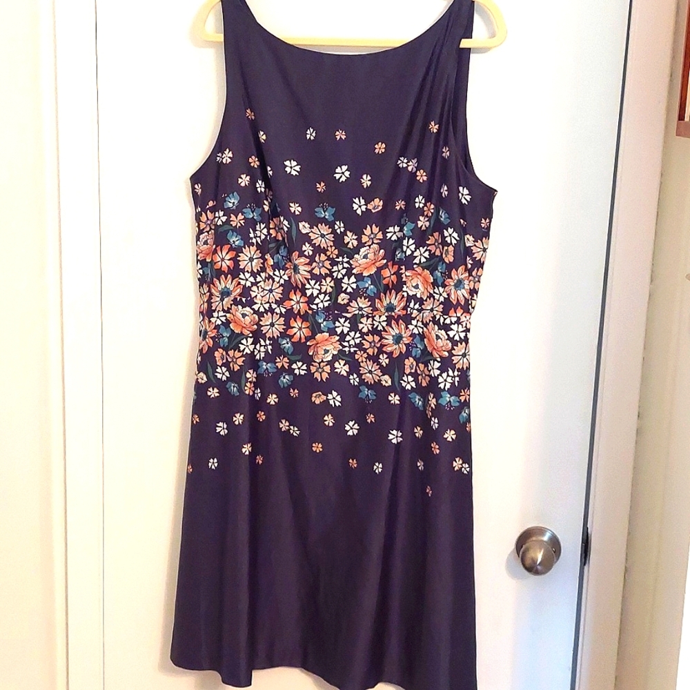 LOFT Dress Sleeveles Floral on Gray, Size 16, Back Zip, Fully‎ Lined, Cotton - Picture 3 of 11